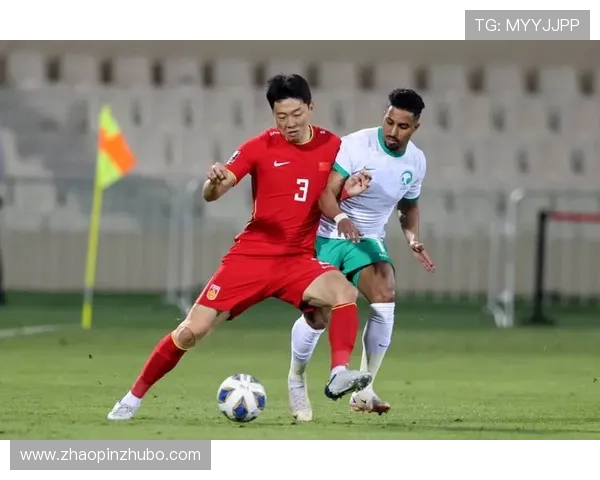 世预赛中国队迎战阿联酋队全力争胜展现足球实力与团队精神