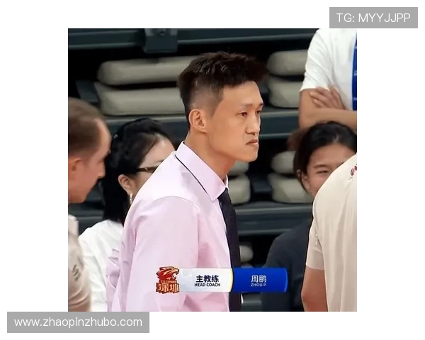 周鹏：从篮球场上的巨星到社会责任的践行者，如何影响年轻一代的成长与发展